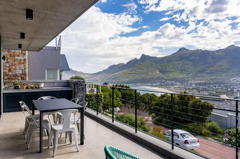 4 Bedroom Property for Sale in Hout Bay Western Cape